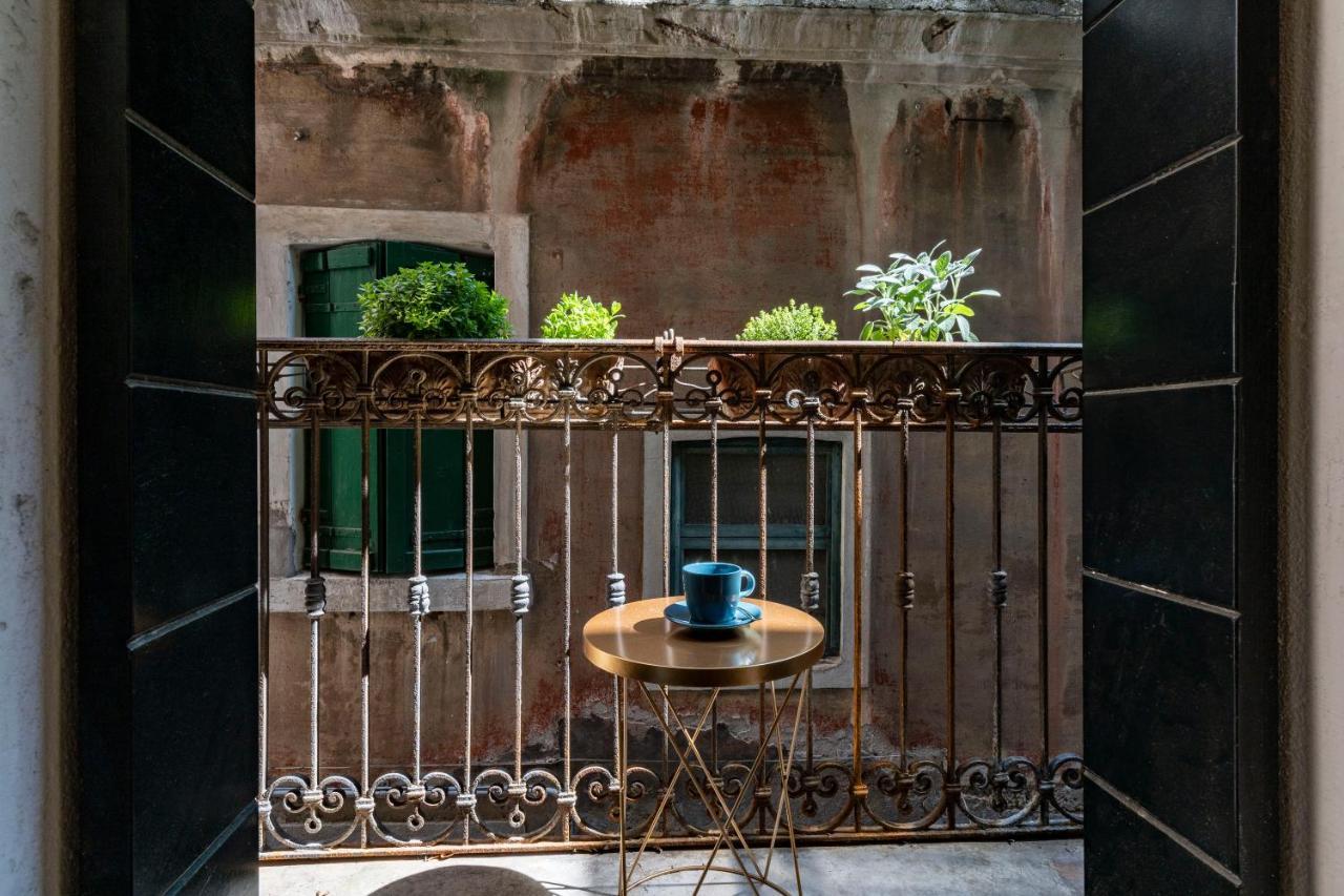 Ferienwohnung Cipriani Frari Canal View Venedig Exterior foto